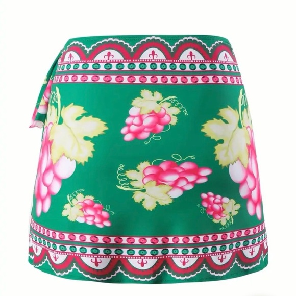 One Piece Swimsuit with coordinating Coverup - Picture 7 of 9